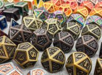 Skull metal dice