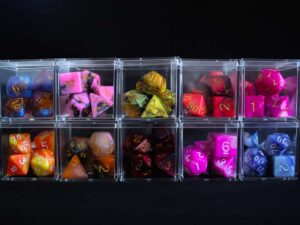 Acrylic transparent dice box