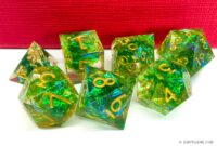 Glittering holographic foil resin dice set