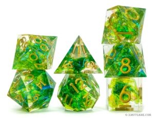 Glittering holographic foil resin dice set