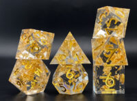 Sharp edge dice set