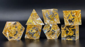 Sharp edge dice set