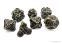 Trefoil dice set